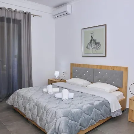 Luxury Square 21 Lejlighed *