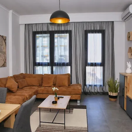 Luxury Square 21 شقة *